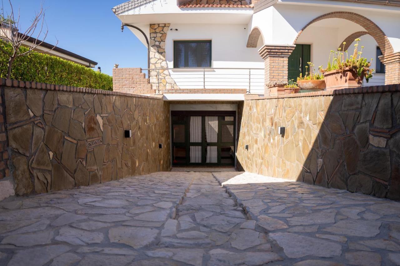 La Dimora Degli Artisti Bed and Breakfast Policoro Eksteriør billede