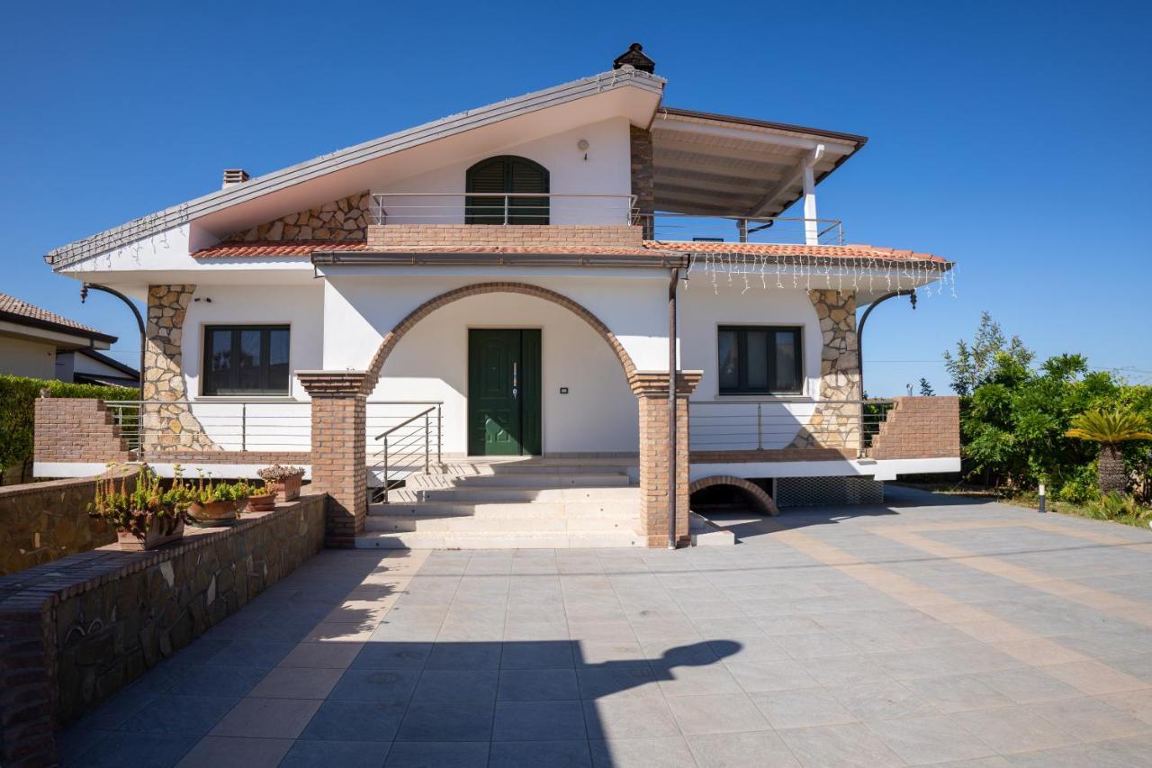 La Dimora Degli Artisti Bed and Breakfast Policoro Eksteriør billede